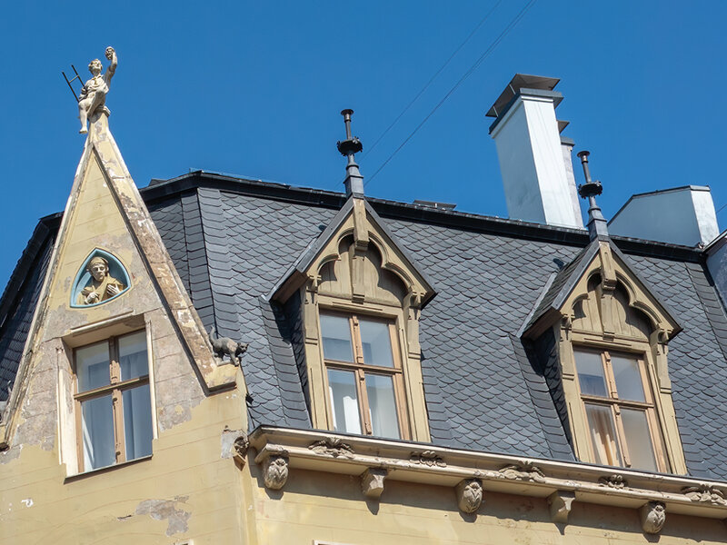 slate and tile roof restorations of historic properties